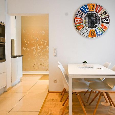 Bright Apartment Mariahilf เวียนนา ภายนอก รูปภาพ